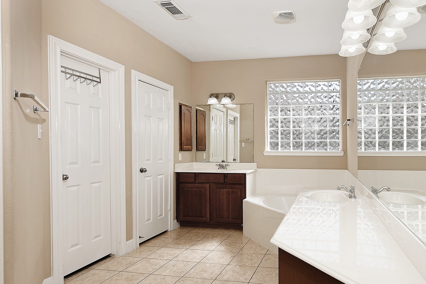 6327 Spring Creek Oaks Drive Spring, TX 77379 - Photo 13 of 33