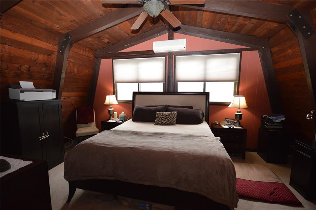 2733 Beaver Grade Road Coraopolis, PA 15108 - Photo 11 of 24 2nd floor master bedroom