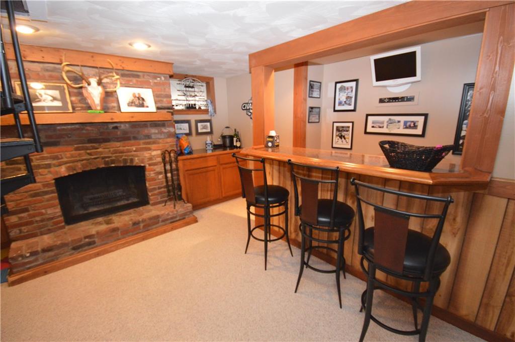 2733 Beaver Grade Road Coraopolis, PA 15108 - Photo 13 of 24 Gallery Image 13