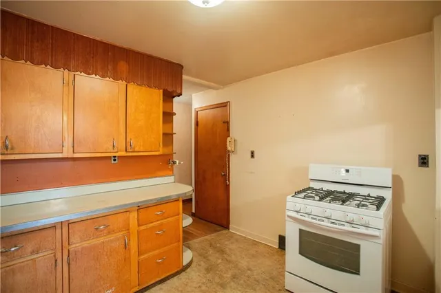 $145,000 | 194 Woodridge Drive, Beaver, PA 15009