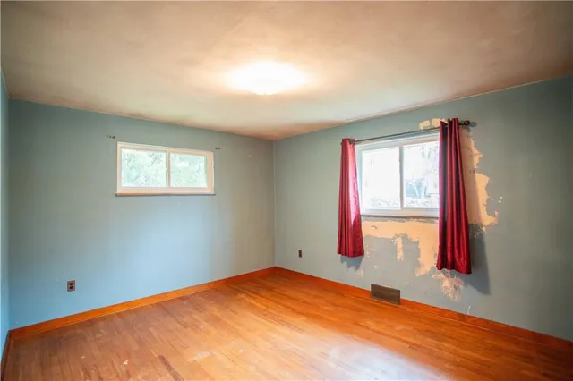 $145,000 | 194 Woodridge Drive, Beaver, PA 15009