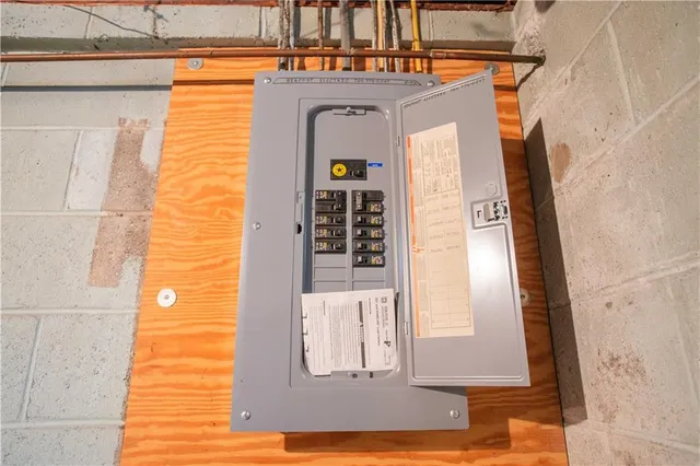 $145,000 | 194 Woodridge Drive, Beaver, PA 15009