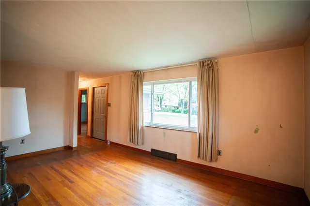 $145,000 | 194 Woodridge Drive, Beaver, PA 15009