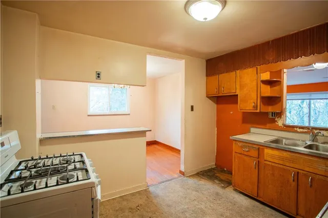 $145,000 | 194 Woodridge Drive, Beaver, PA 15009