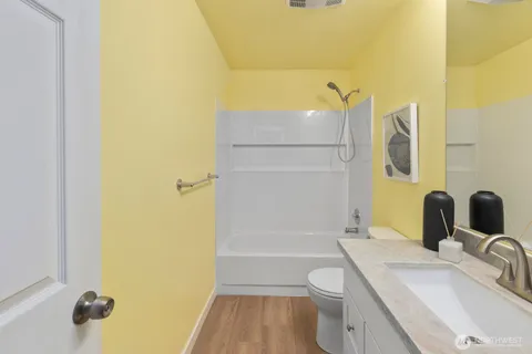 $315,000 | 14605 Northeast 34th Street, Unit H12, Bellevue, WA 98007