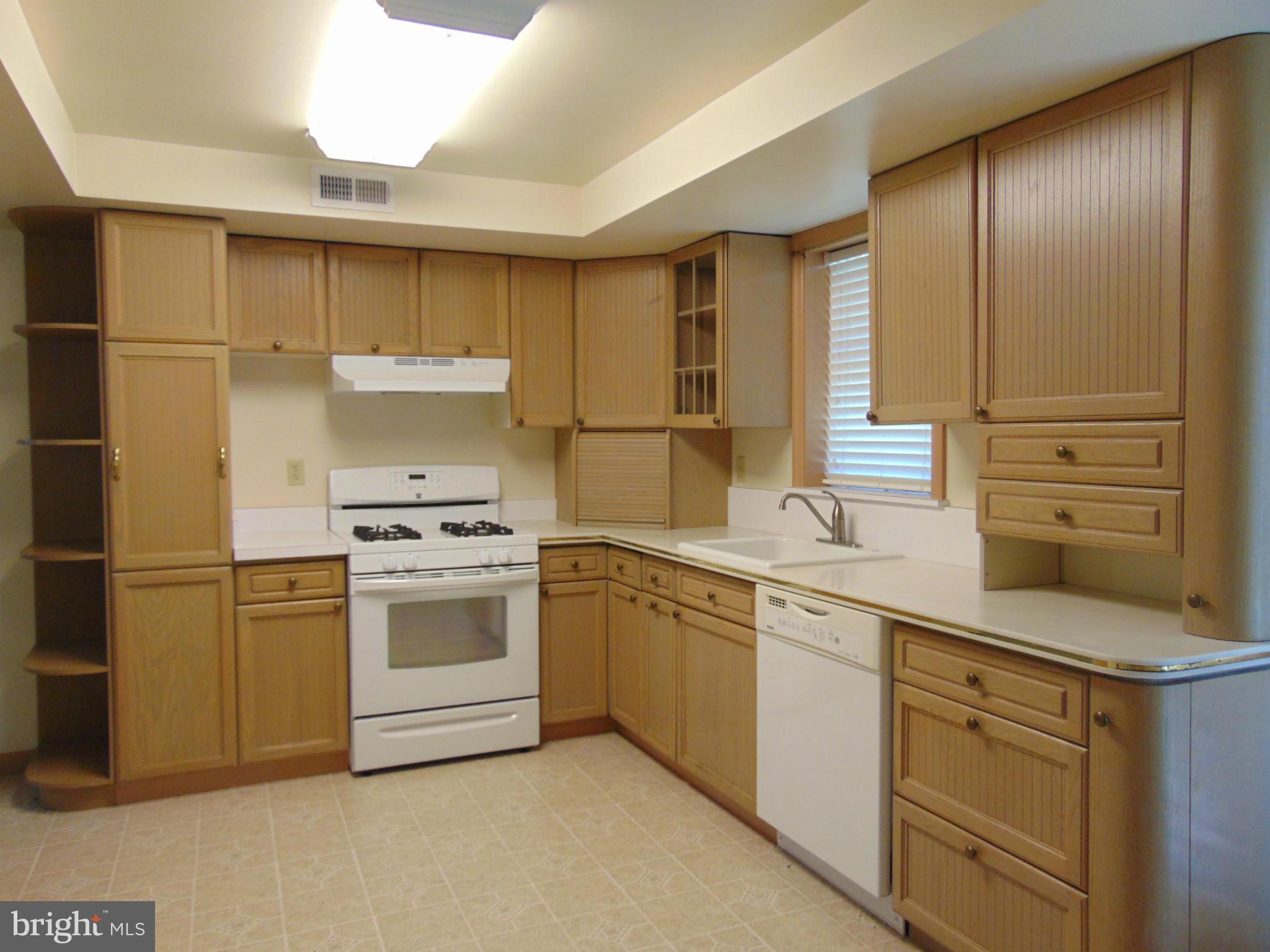 3150 Baybriar Road Baltimore, MD 21222 - Photo 8 of 12 Kitchen View 1