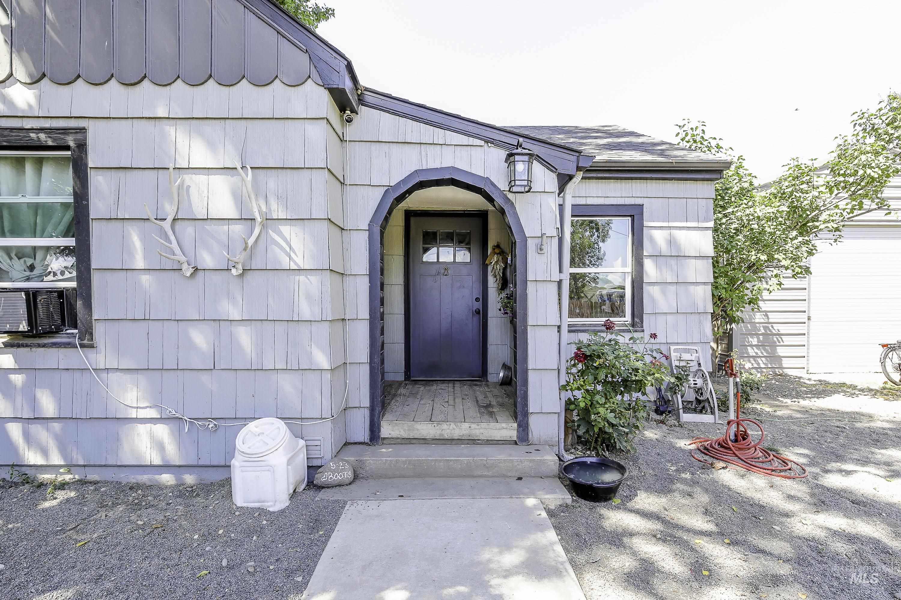 429 Burrell Avenue Lewiston, ID 83501 - Photo 3 of 31