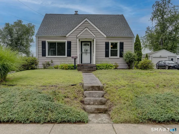 $319,000 | 38 Porterbrook Avenue, East Hartford, CT 06118