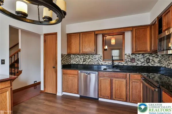 $358,000 | 2559 Madison Avenue, Bethlehem, PA 18017