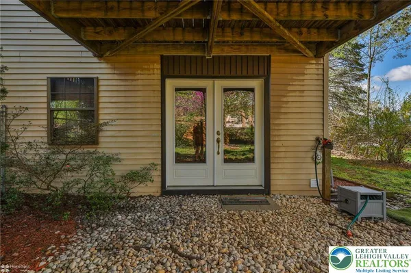 $358,000 | 2559 Madison Avenue, Bethlehem, PA 18017