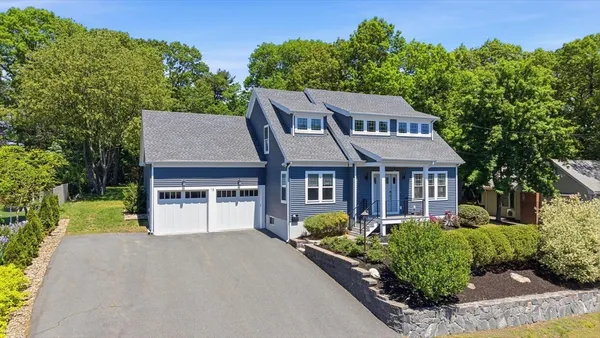 $1,475,000 | 15 George Street, Reading, MA 01867