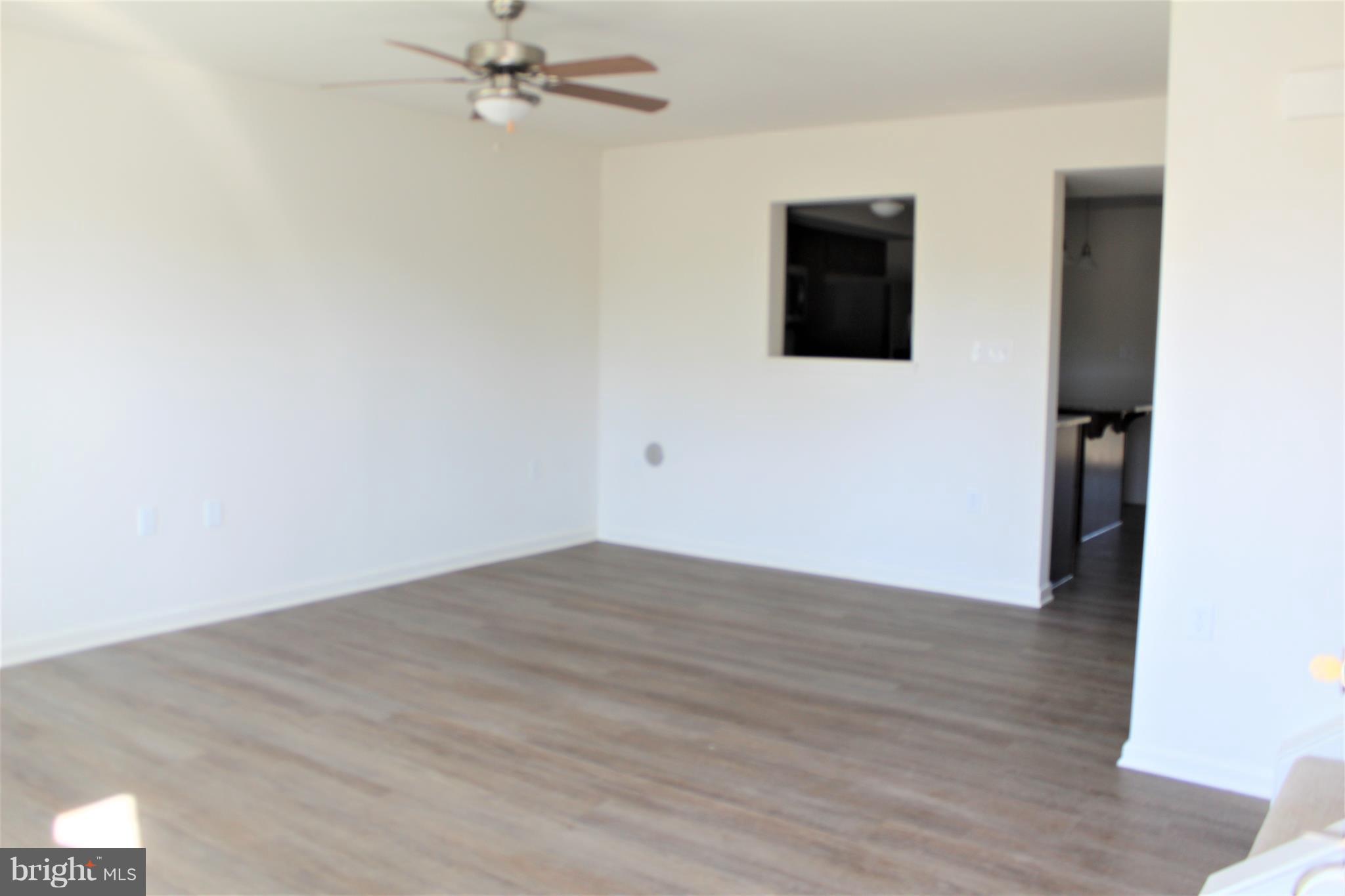 596 Thumper Drive Ranson, WV 25438 - Photo 4 of 34