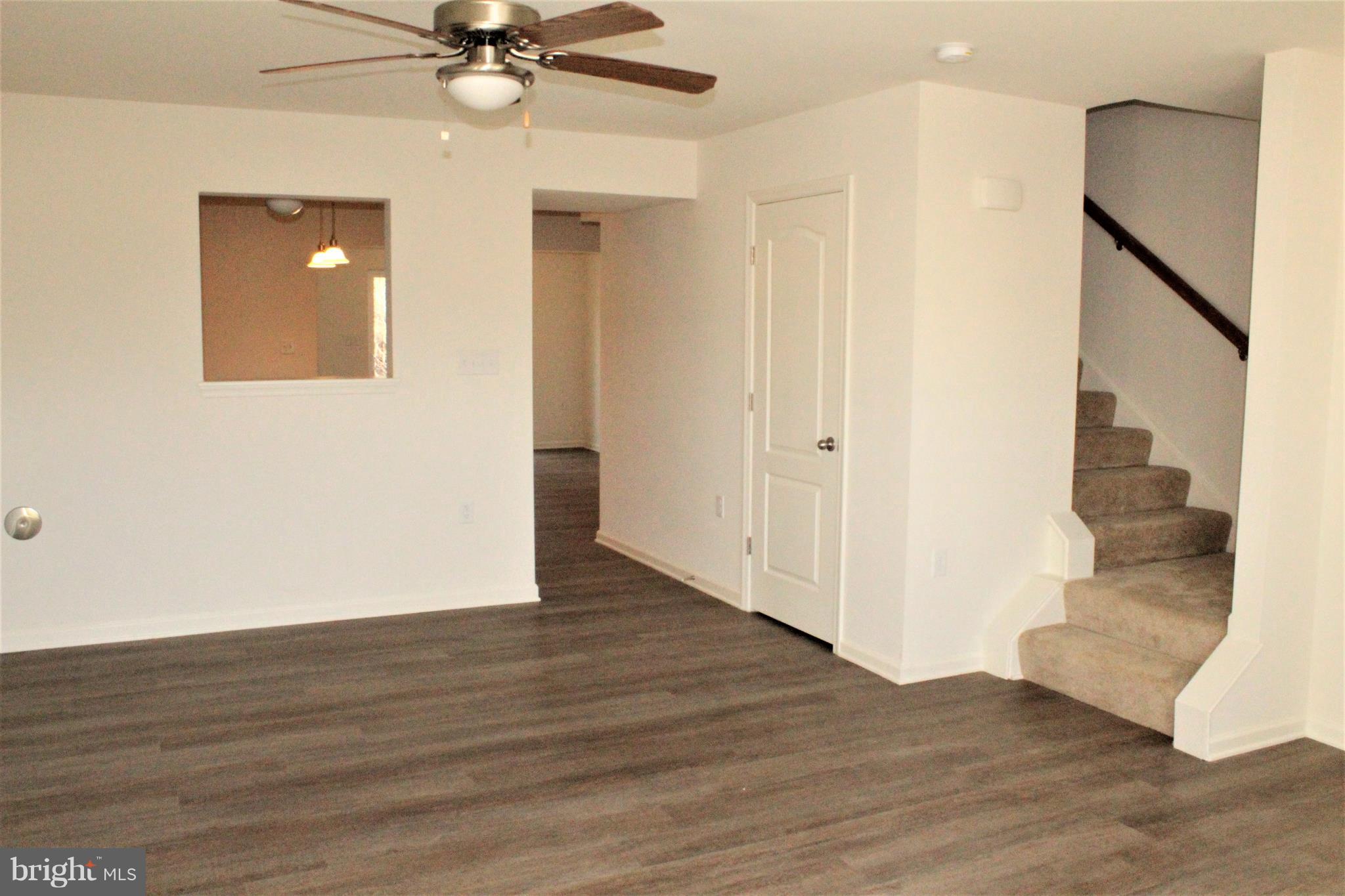 596 Thumper Drive Ranson, WV 25438 - Photo 6 of 34