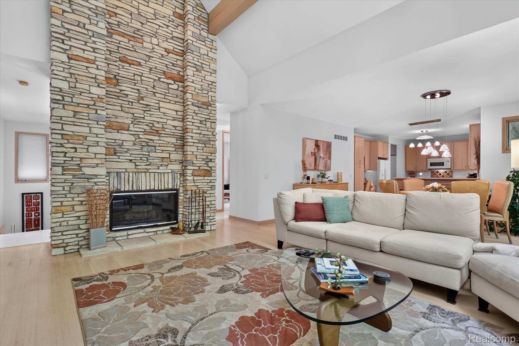5388 Hartland Road Fenton, MI 48430 - Photo 7 of 74 09-5388-Hartland-Rd-WindowStill.jpg