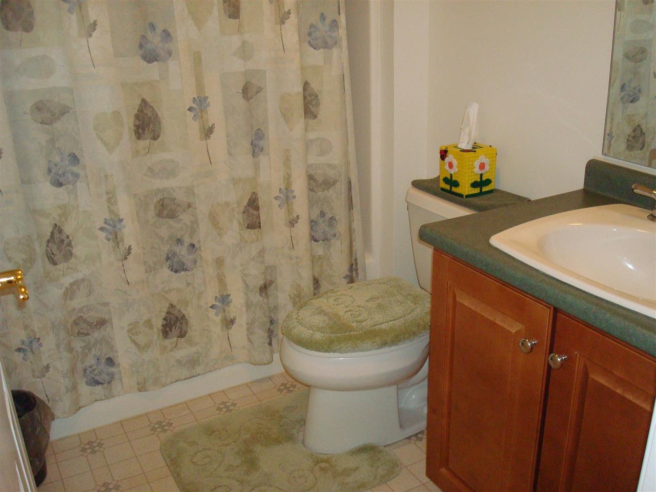 1-1 Risloves Way, Unit 11 Fremont, NH 03044 - Photo 25 of 32