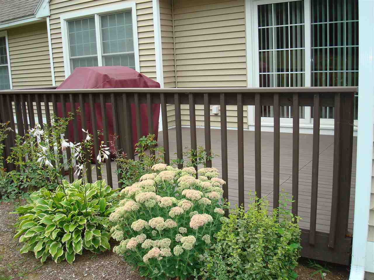 1-1 Risloves Way, Unit 11 Fremont, NH 03044 - Photo 28 of 32