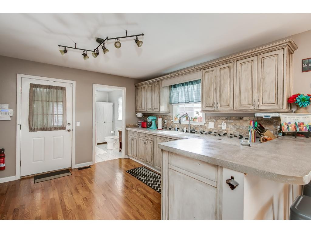 3404 Bailey Ranch Road Kingsport, TN 37660 - Photo 14 of 36 Photo 14