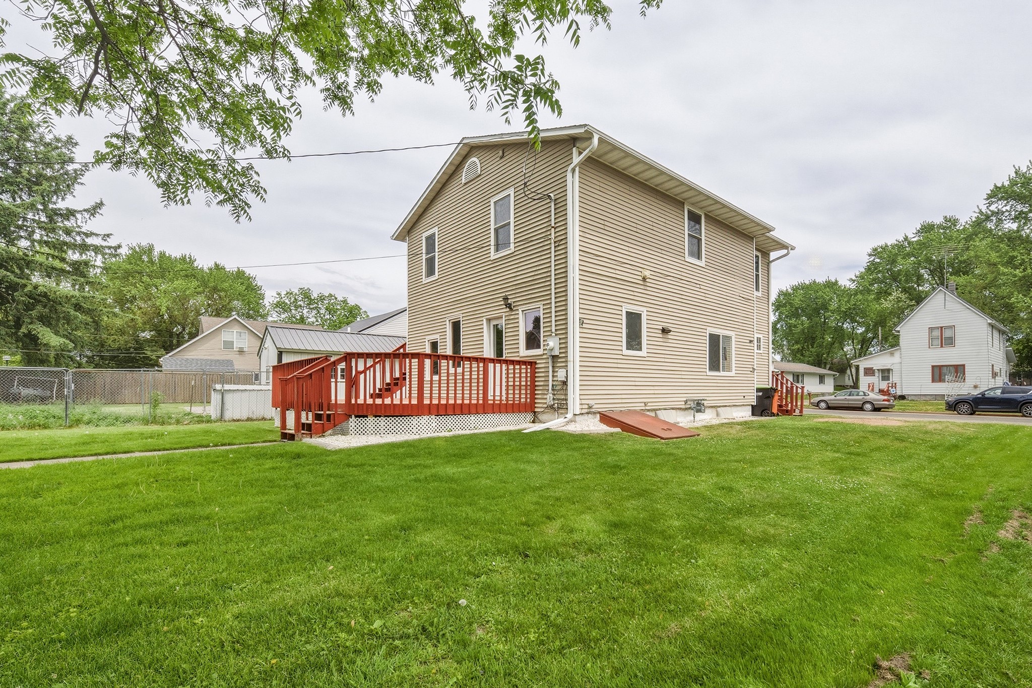 332 Lincoln Street Stanley, WI 54768 - Photo 5 of 37