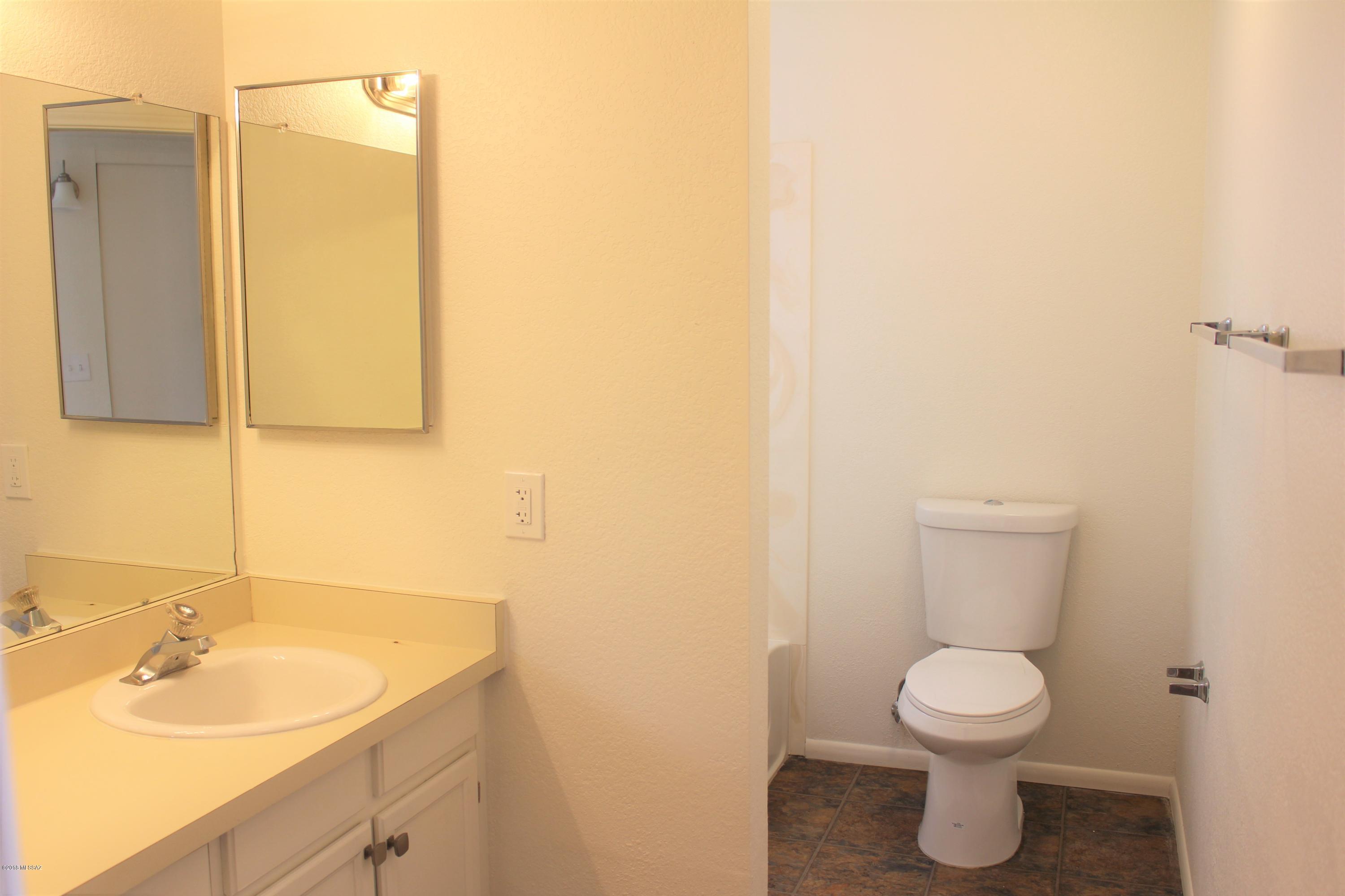 2560 West Fanbrook Road Tucson, AZ 85741 - Photo 12 of 24