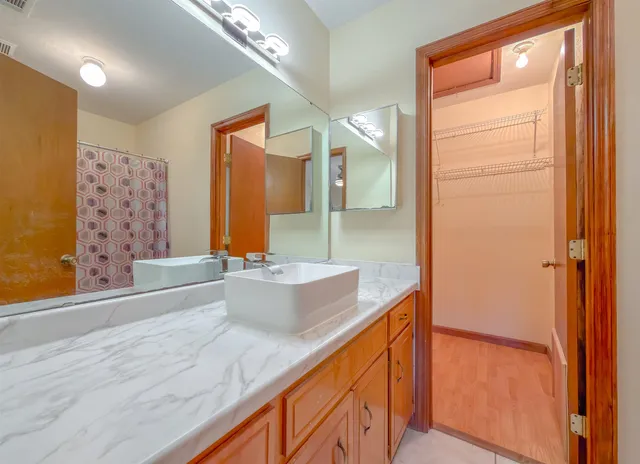 $1,275 | 1104 Greentree Court, Unit L, Tallahassee, FL 32304