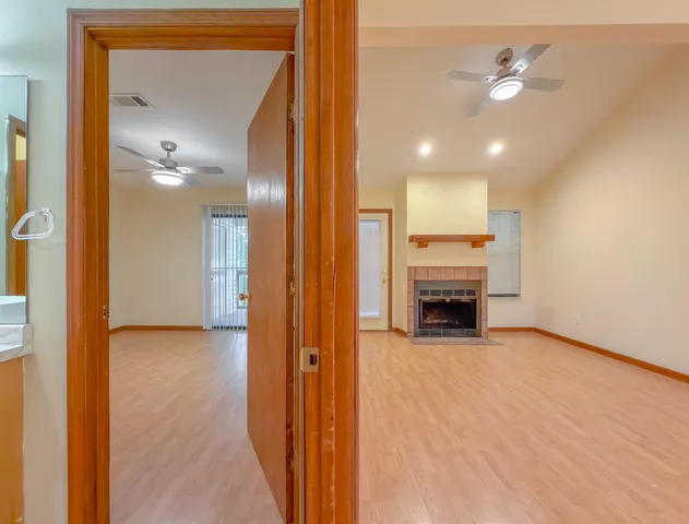 $1,275 | 1104 Greentree Court, Unit L, Tallahassee, FL 32304