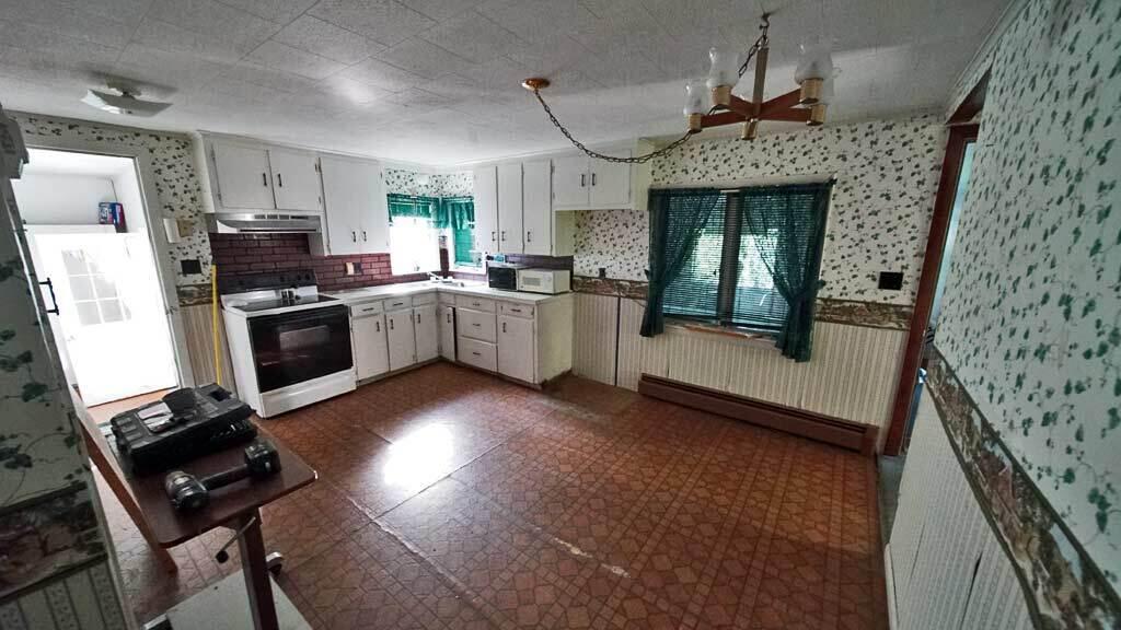 3519 U.S. Rte 2 Merrill, ME 04780 - Photo 27 of 53 3519-rt-2-merrill-me-28