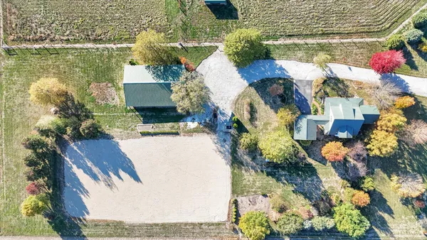 $633,700 | 561 County Road 700 North, Sadorus, IL 61872