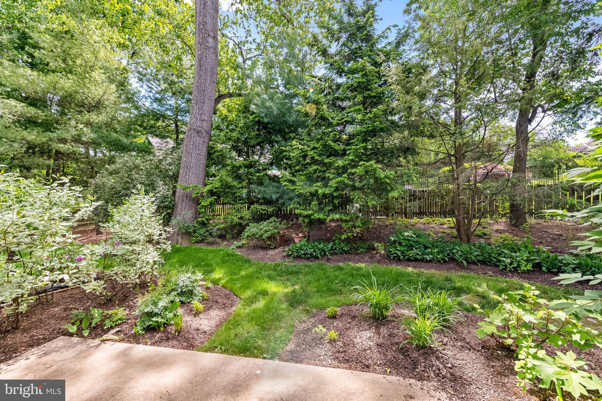 105 Brighton Road Devon, PA 19333 - Photo 20 of 22 Garden View