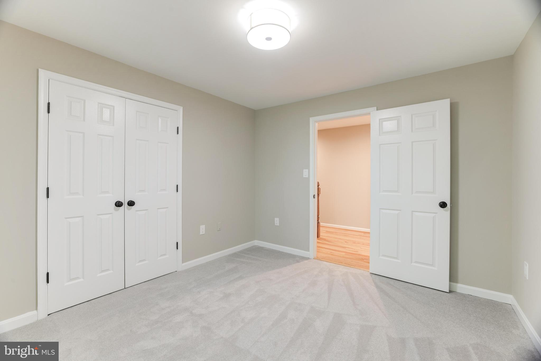 2548 Five Oaks Road Vienna, VA 22181 - Photo 49 of 101 Bedroom #3