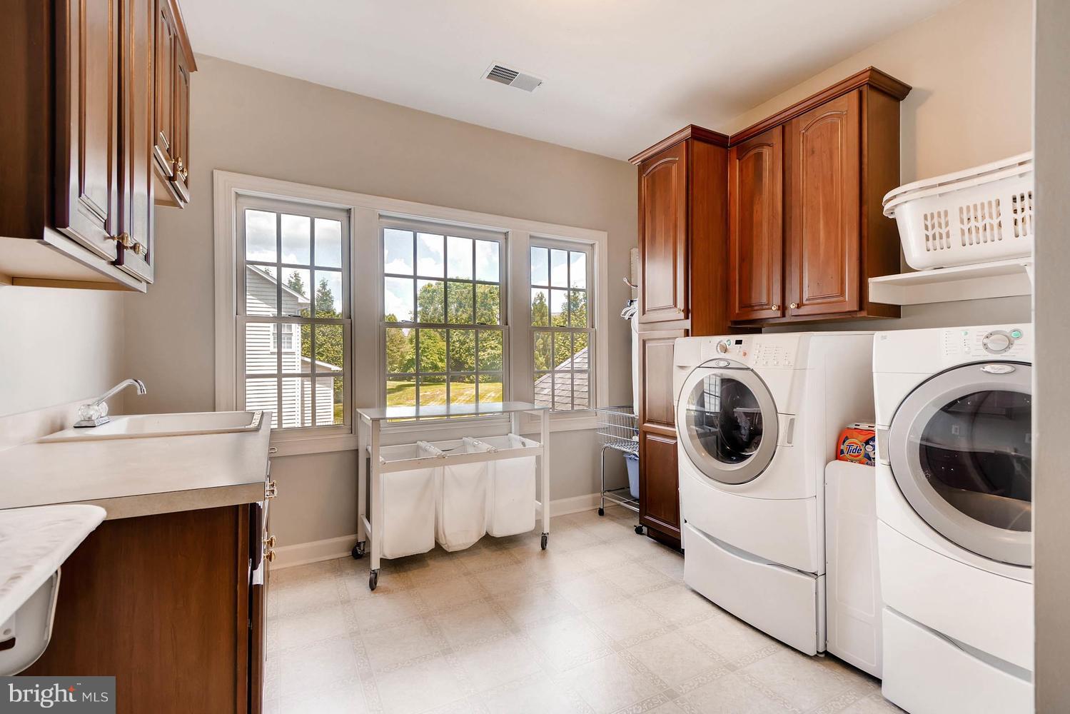 1901 Cranbourne Road Lutherville-Timonium, MD 21093 - Photo 21 of 28 Upper level LRG laundry room
