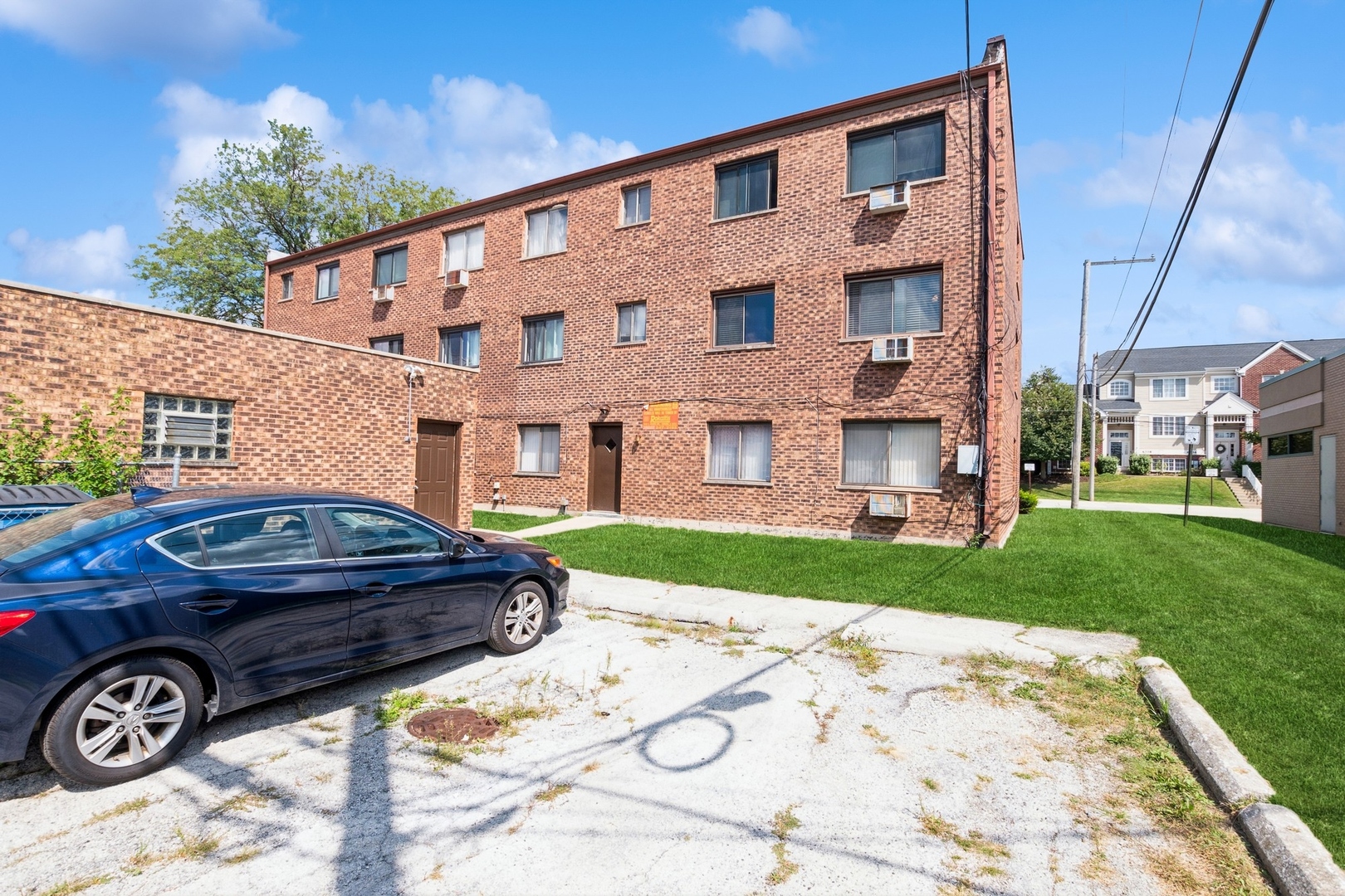 6345 Birmingham Street, Unit 2E Chicago Ridge, IL 60415 - Photo 13 of 13 Gallery Image 13