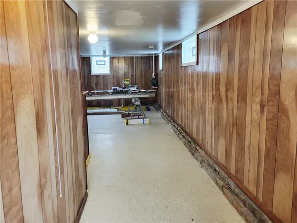 $1,500 | 1230 Frank Avenue, Jeannette, PA 15644
