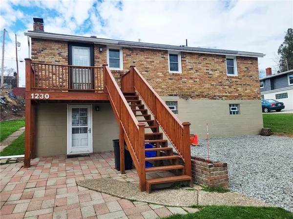 $1,500 | 1230 Frank Avenue, Jeannette, PA 15644
