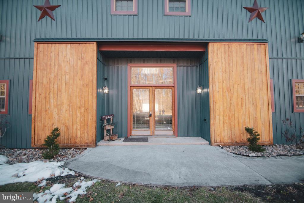 24 Cold Springs Road Carlisle, PA 17015 - Photo 2 of 60 Gallery Image 2