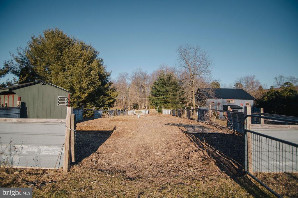 24 Cold Springs Road Carlisle, PA 17015 - Photo 56 of 60 Gallery Image 56