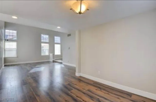 $2,820 | 340 Abbington Street, Henderson, NV 89074