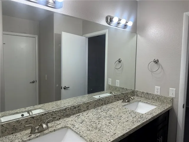 $2,820 | 340 Abbington Street, Henderson, NV 89074