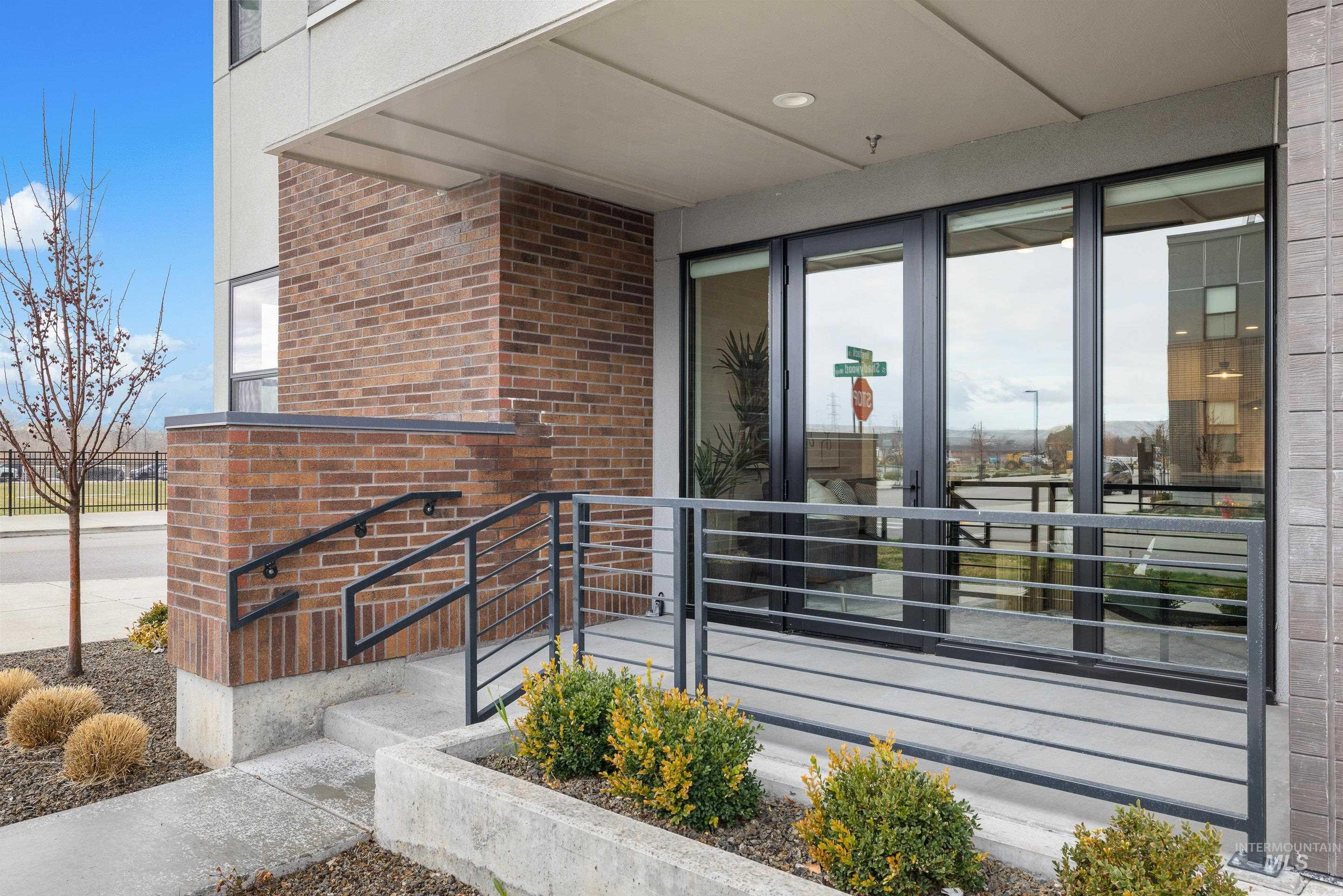 4250 East Haystack Street, Unit 105 Boise, ID 83716 - Photo 2 of 44