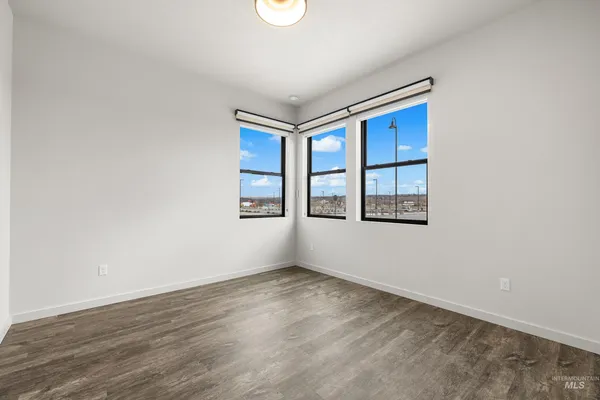 $539,900 | 4250 East Haystack Street, Unit 105, Boise, ID 83716