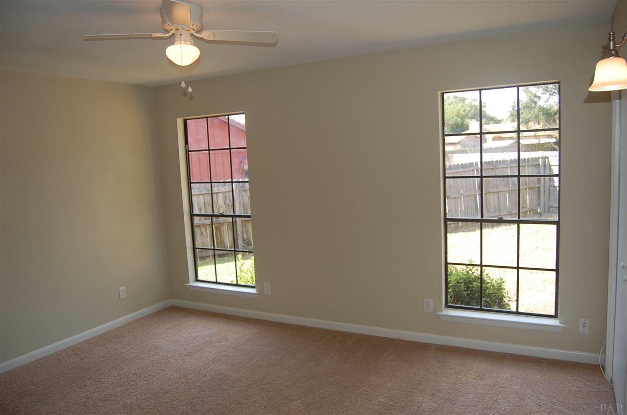 3021 Ranchette Square Gulf Breeze, FL 32563 - Photo 15 of 38 Gallery Image 15