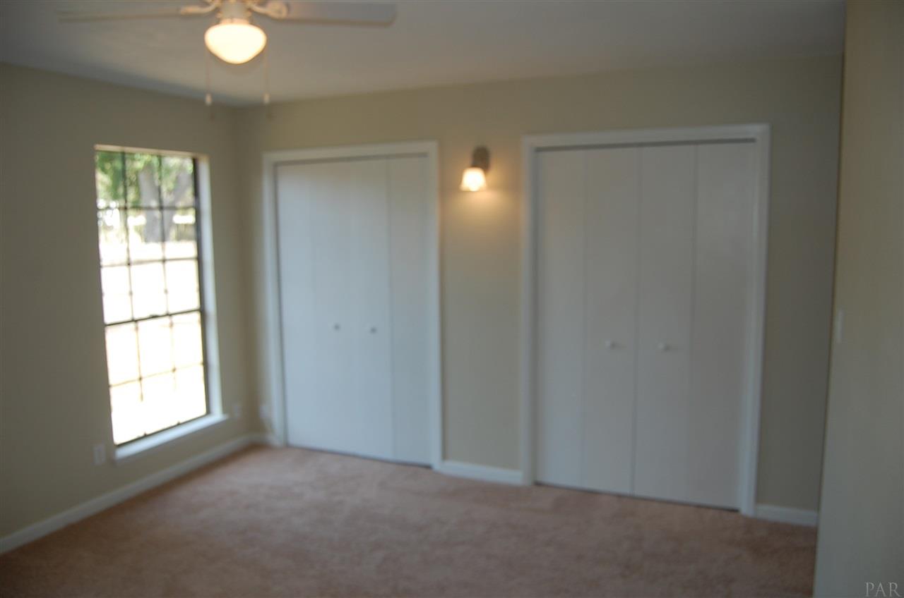 3021 Ranchette Square Gulf Breeze, FL 32563 - Photo 16 of 38 nice closet space