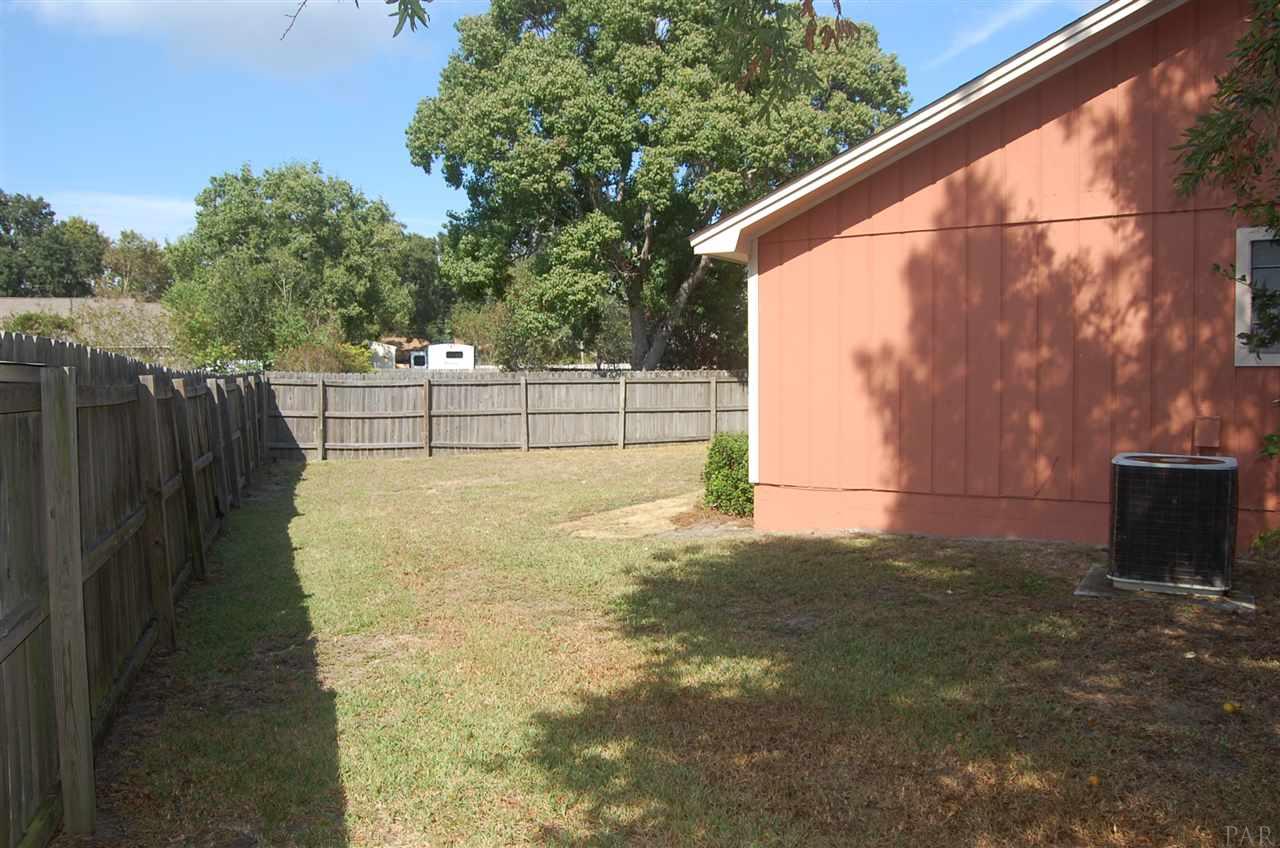 3021 Ranchette Square Gulf Breeze, FL 32563 - Photo 32 of 38 Gallery Image 32