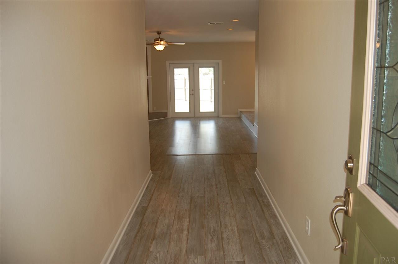 3021 Ranchette Square Gulf Breeze, FL 32563 - Photo 5 of 38 Gallery Image 5