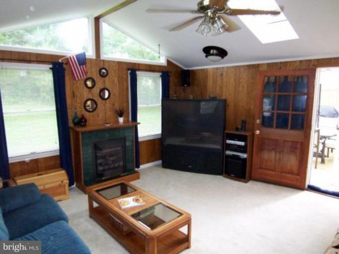 802 Poplar Road Sterling, VA 20164 - Photo 9 of 13 Awesome Family Room -- 61" TV conveys!