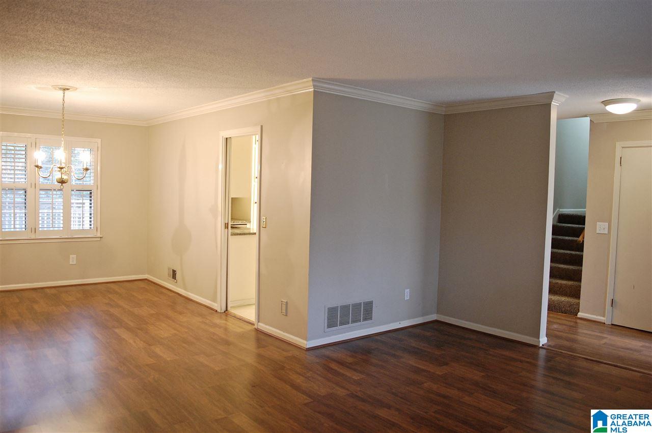 3575 Valley Circle Birmingham, AL 35243 - Photo 3 of 20