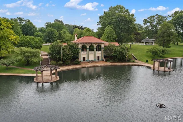 $234,900 | 4311 Loughborough Avenue, St. Louis, MO 63116