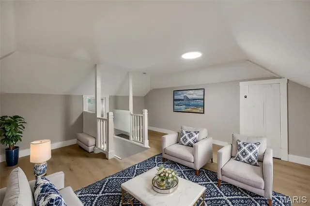 $234,900 | 4311 Loughborough Avenue, St. Louis, MO 63116