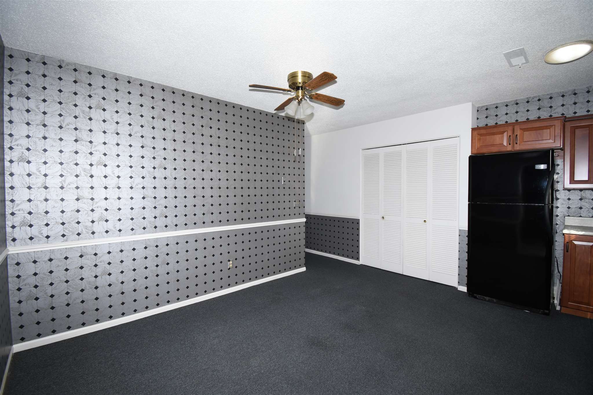3430 East Tillman Road Fort Wayne, IN 46816 - Photo 13 of 31 Gallery Image 13