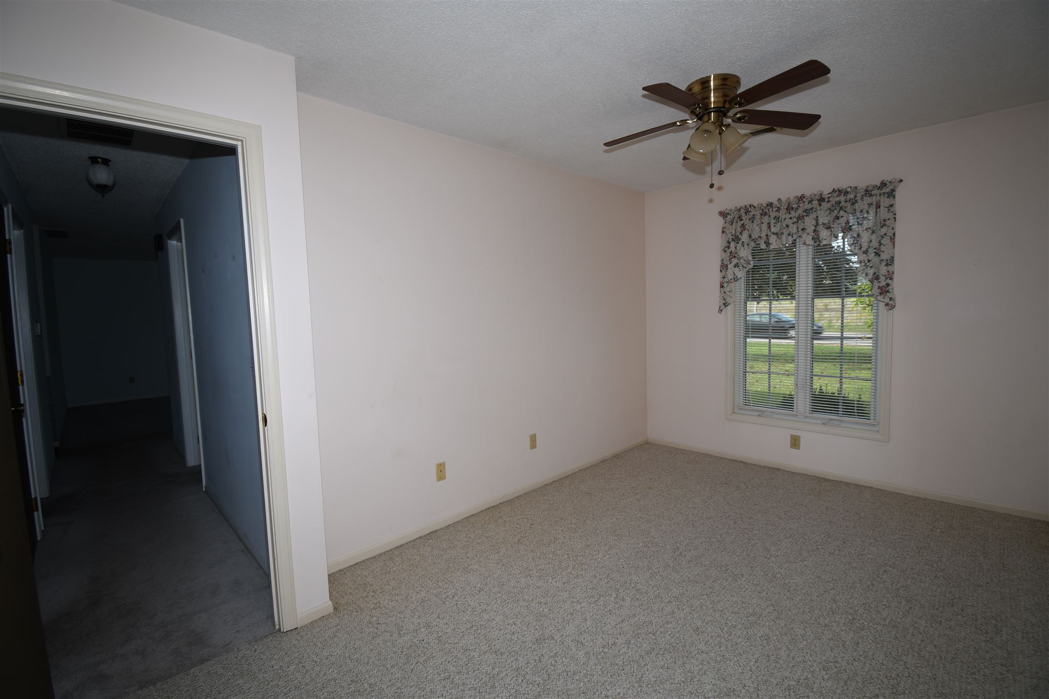 3430 East Tillman Road Fort Wayne, IN 46816 - Photo 22 of 31 Gallery Image 22