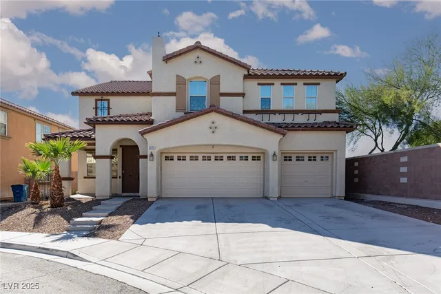 $579,900 | 3225 Villa Pisani Court, North Las Vegas, NV 89031